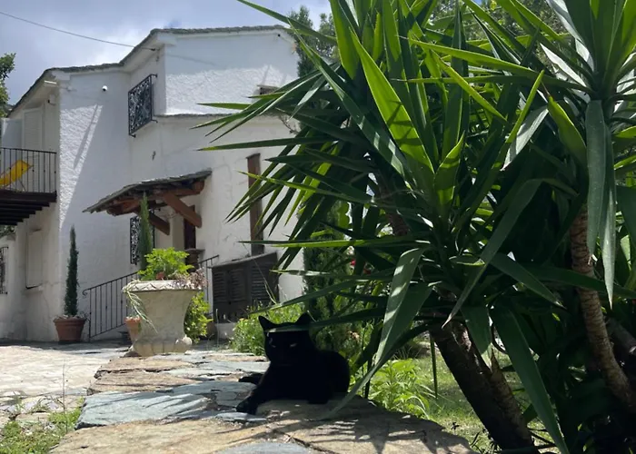 Maison De Charme Avec Piscine Et Vue Exceptionnelle Villa *