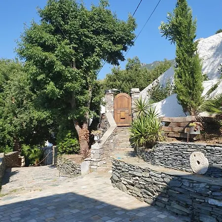Maison De Charme Avec Piscine Et Vue Exceptionnelle *