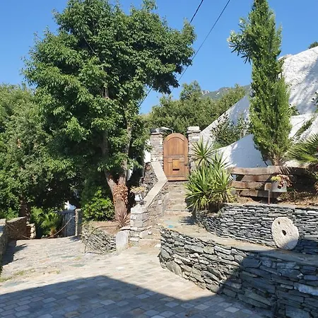 Maison De Charme Avec Piscine Et Vue Exceptionnelle *