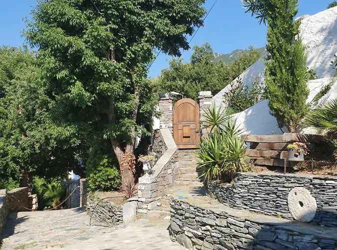 Maison De Charme Avec Piscine Et Vue Exceptionnelle *