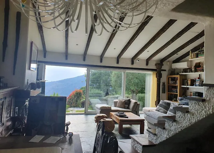Maison De Charme Avec Piscine Et Vue Exceptionnelle *
