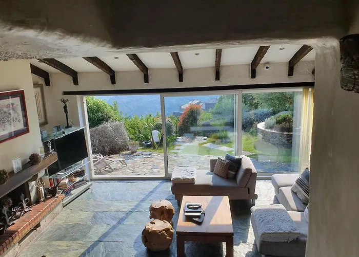 Maison De Charme Avec Piscine Et Vue Exceptionnelle